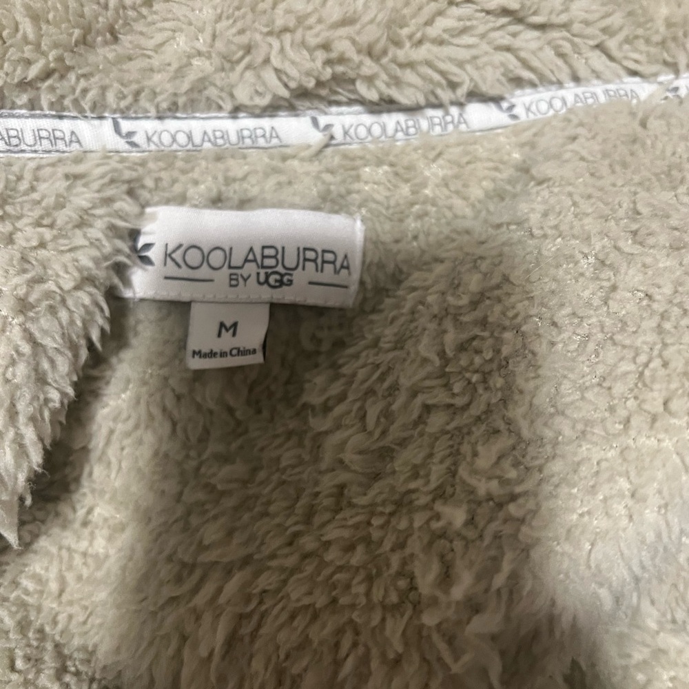 Ugh vest with pockets women’s size medium